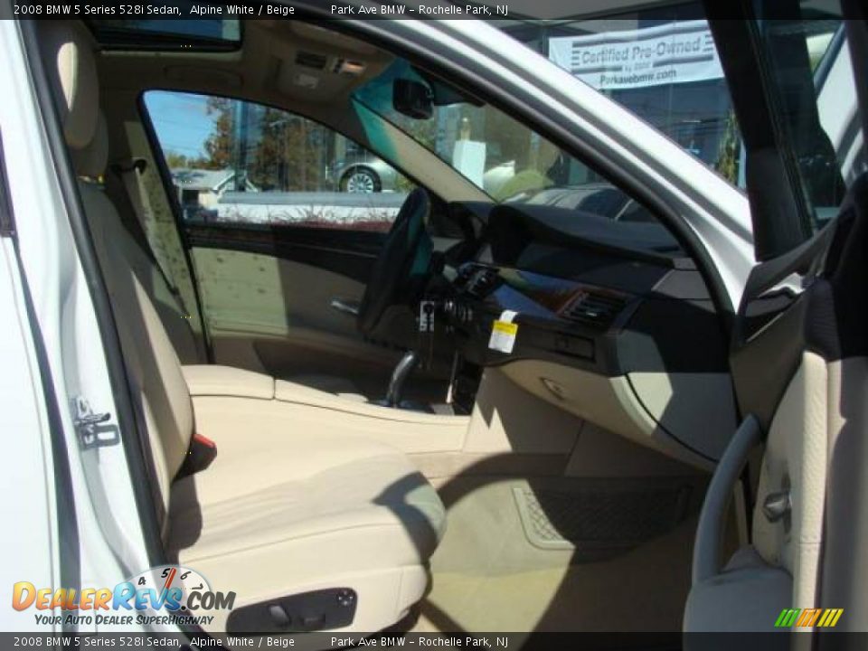 2008 BMW 5 Series 528i Sedan Alpine White / Beige Photo #22