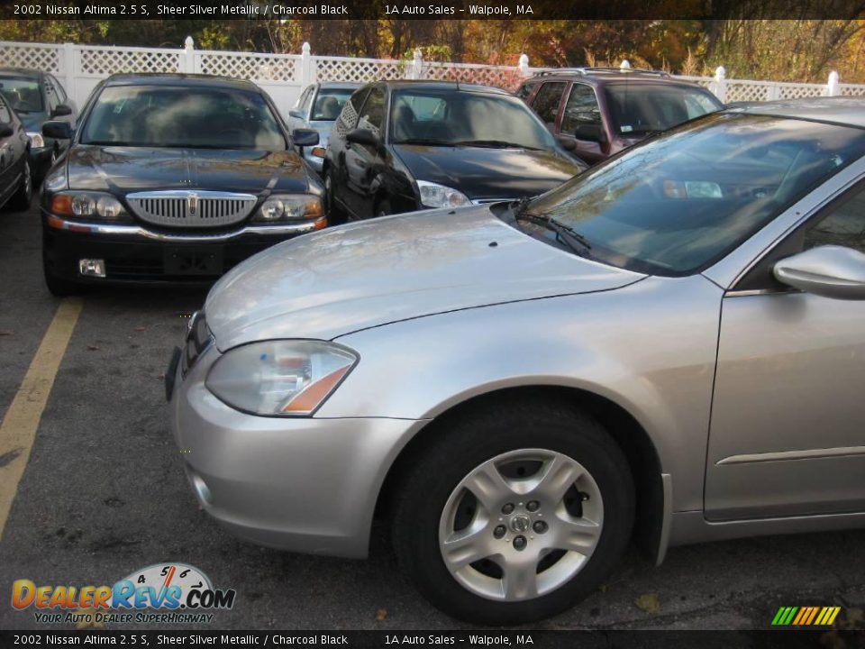2002 Nissan Altima 2.5 S Sheer Silver Metallic / Charcoal Black Photo #8