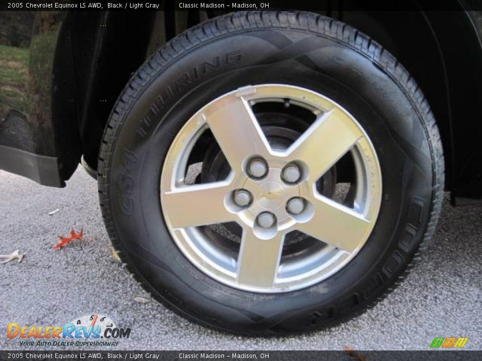 2005 Chevrolet Equinox LS AWD Black / Light Gray Photo #10