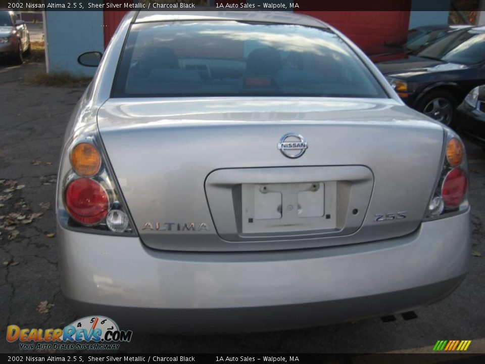 2002 Nissan Altima 2.5 S Sheer Silver Metallic / Charcoal Black Photo #12