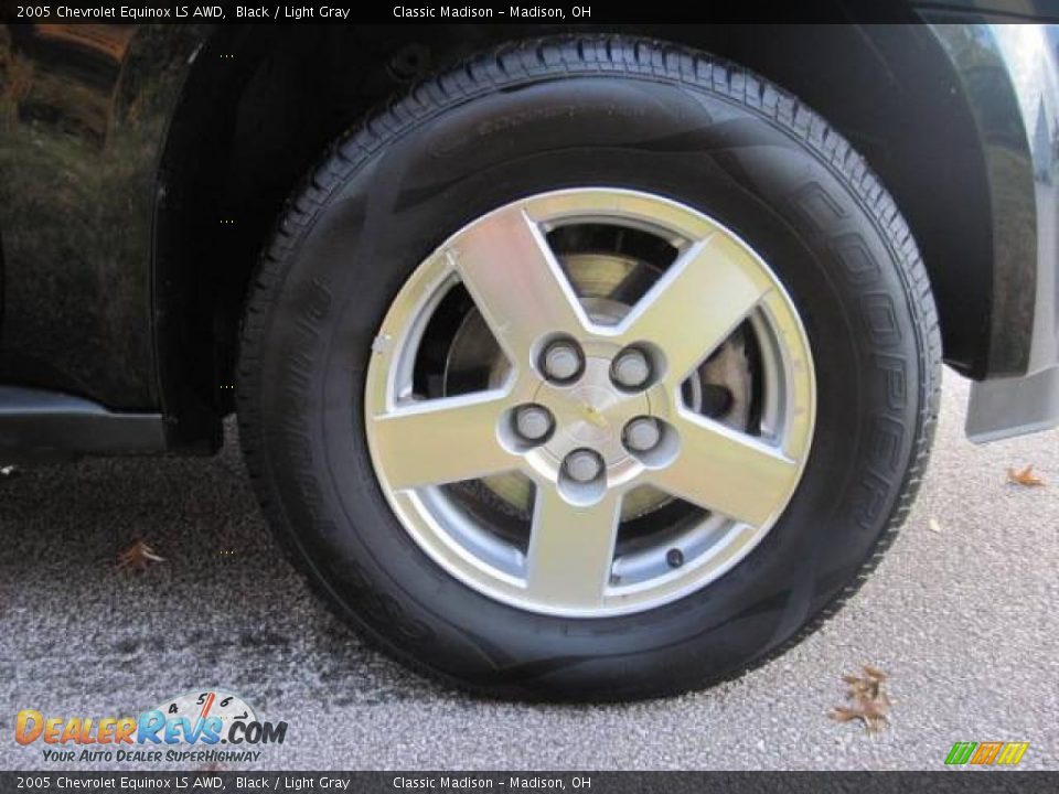 2005 Chevrolet Equinox LS AWD Black / Light Gray Photo #11