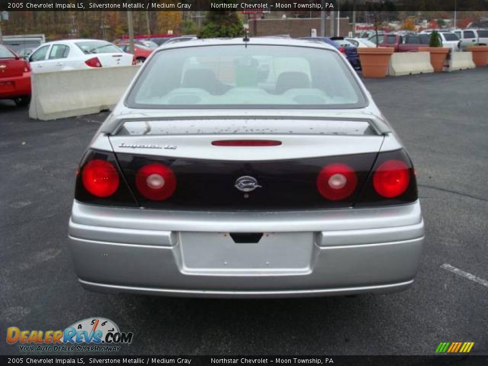 2005 Chevrolet Impala LS Silverstone Metallic / Medium Gray Photo #4