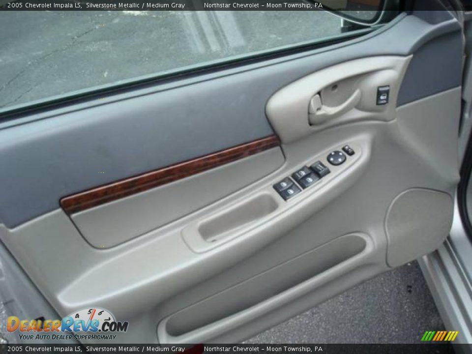 2005 Chevrolet Impala LS Silverstone Metallic / Medium Gray Photo #14