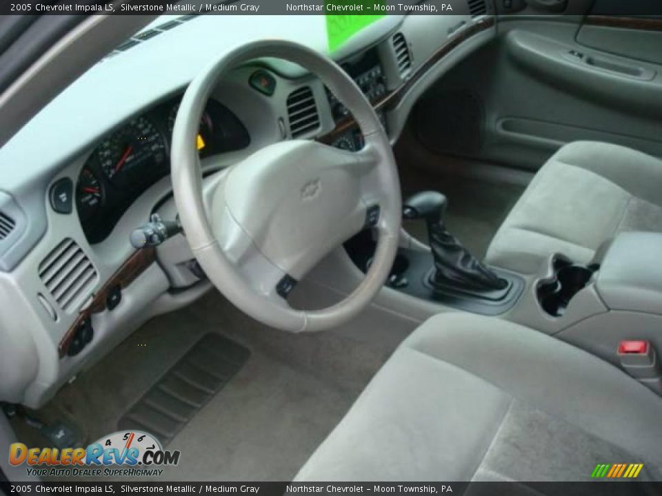 2005 Chevrolet Impala LS Silverstone Metallic / Medium Gray Photo #16