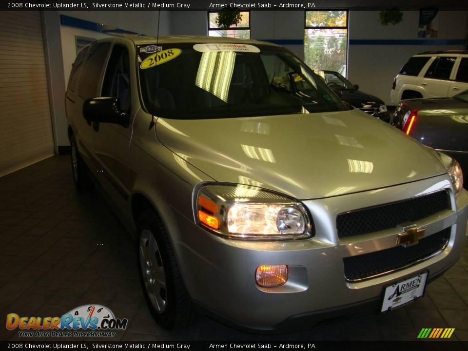 2008 Chevrolet Uplander LS Silverstone Metallic / Medium Gray Photo #4
