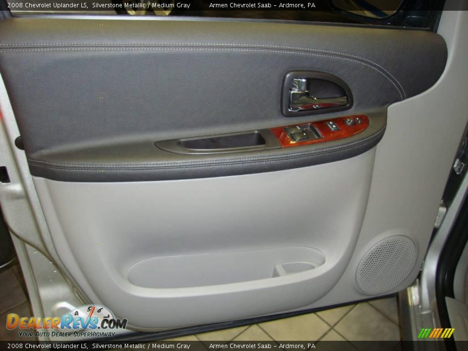 2008 Chevrolet Uplander LS Silverstone Metallic / Medium Gray Photo #11