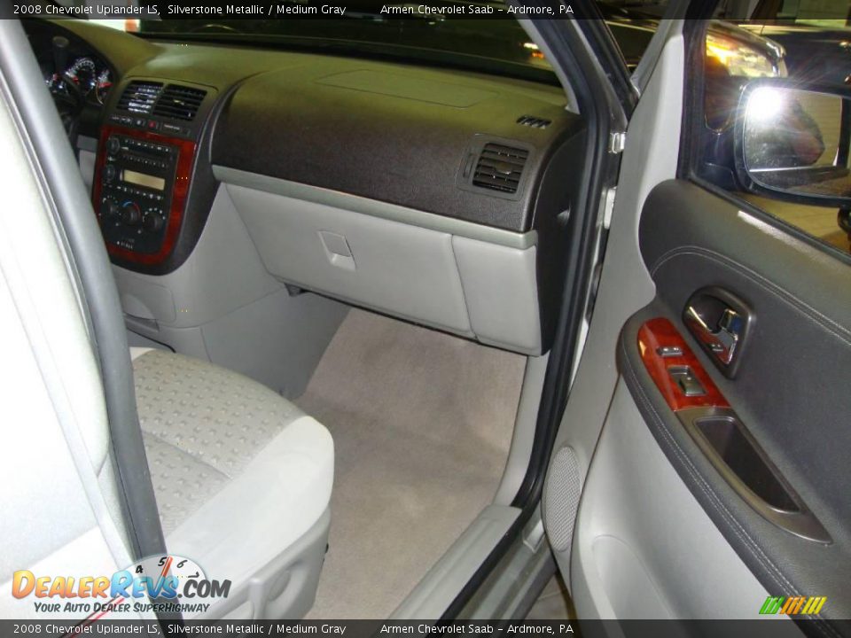 2008 Chevrolet Uplander LS Silverstone Metallic / Medium Gray Photo #13