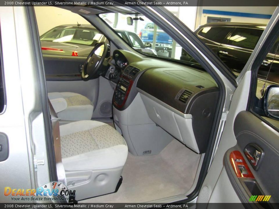2008 Chevrolet Uplander LS Silverstone Metallic / Medium Gray Photo #15