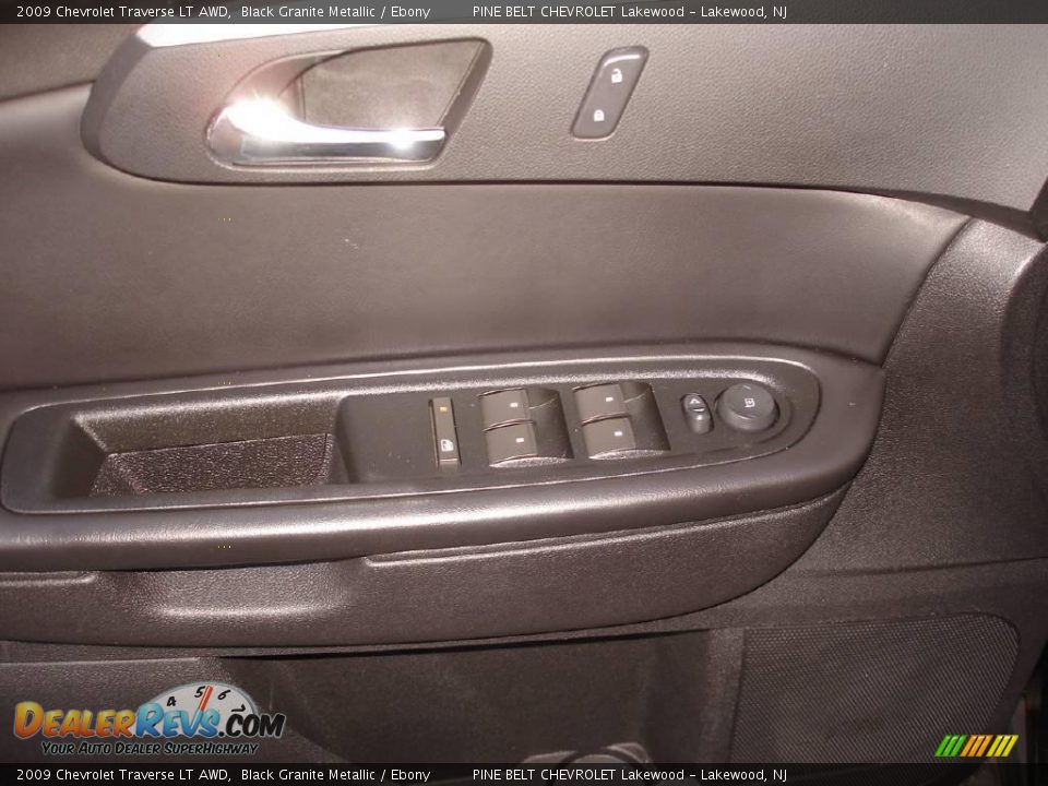 2009 Chevrolet Traverse LT AWD Black Granite Metallic / Ebony Photo #6