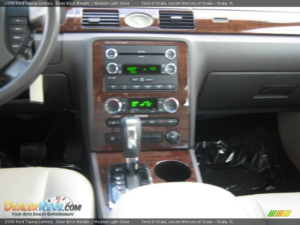 2008 Ford Taurus Limited Silver Birch Metallic / Medium Light Stone Photo #22
