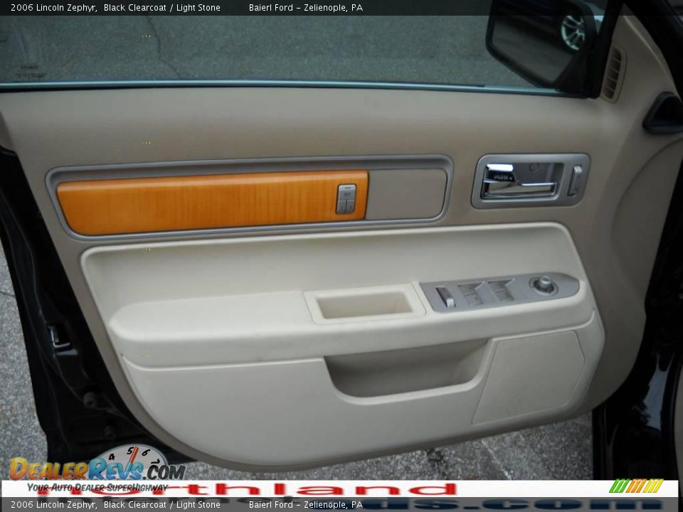 2006 Lincoln Zephyr Black Clearcoat / Light Stone Photo #9
