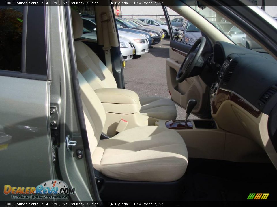 2009 Hyundai Santa Fe GLS 4WD Natural Khaki / Beige Photo #16