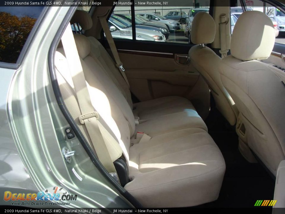 2009 Hyundai Santa Fe GLS 4WD Natural Khaki / Beige Photo #17