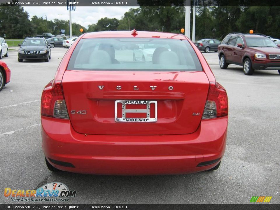 2009 Volvo S40 2.4i Passion Red / Quartz Photo #4