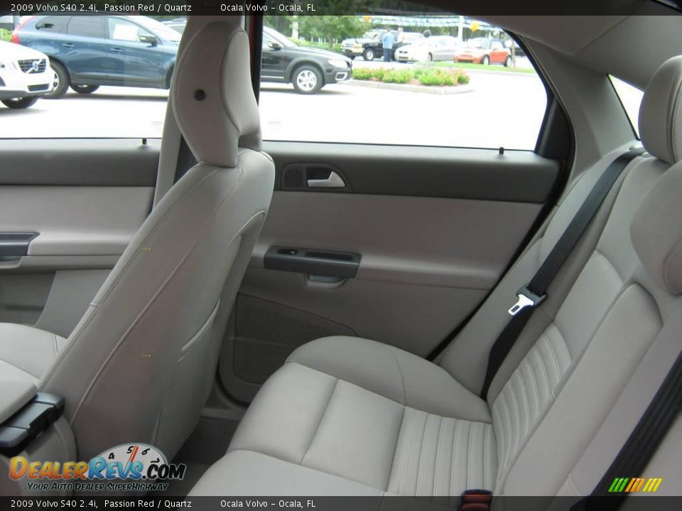2009 Volvo S40 2.4i Passion Red / Quartz Photo #21