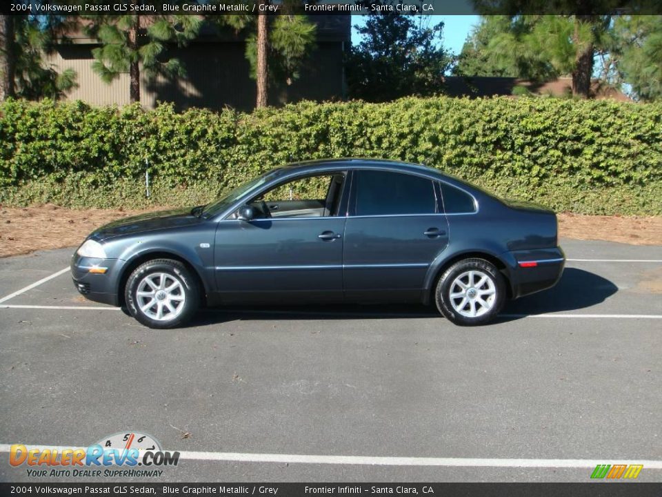 2004 Volkswagen Passat GLS Sedan Blue Graphite Metallic / Grey Photo #3