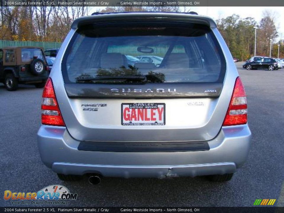 2004 Subaru Forester 2.5 XS Platinum Silver Metallic / Gray Photo #4