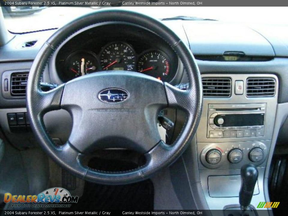 2004 Subaru Forester 2.5 XS Platinum Silver Metallic / Gray Photo #14