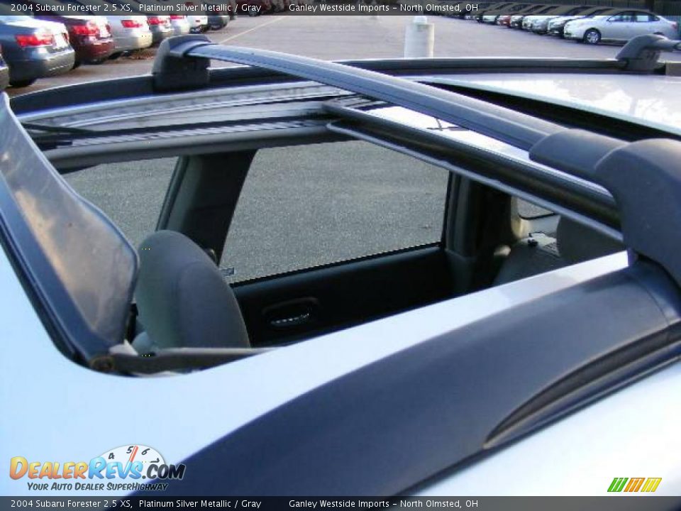 2004 Subaru Forester 2.5 XS Platinum Silver Metallic / Gray Photo #19