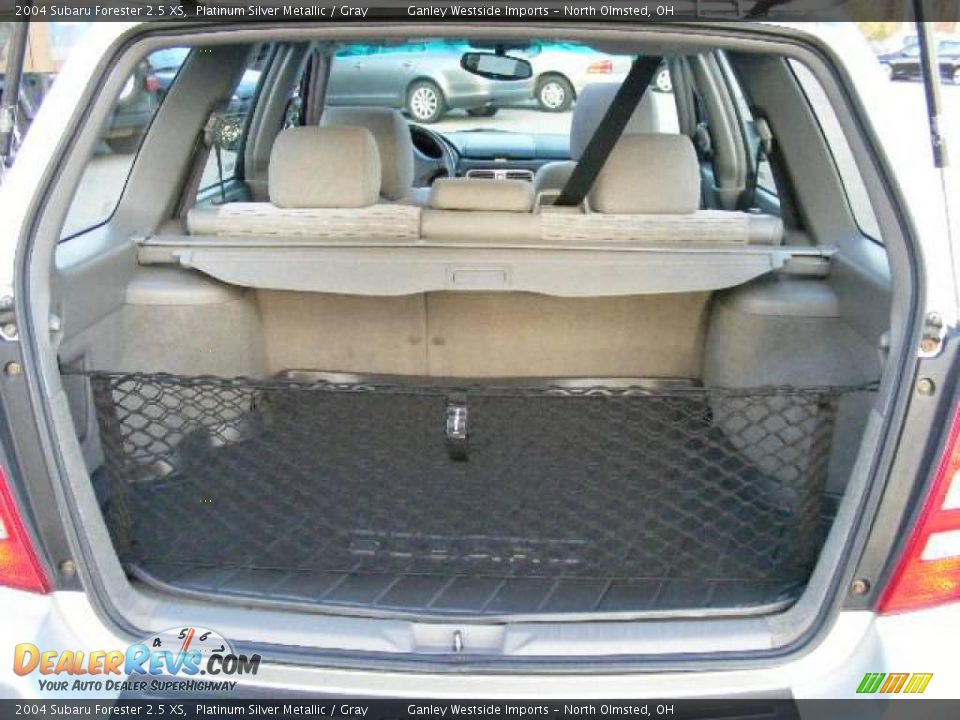 2004 Subaru Forester 2.5 XS Platinum Silver Metallic / Gray Photo #20