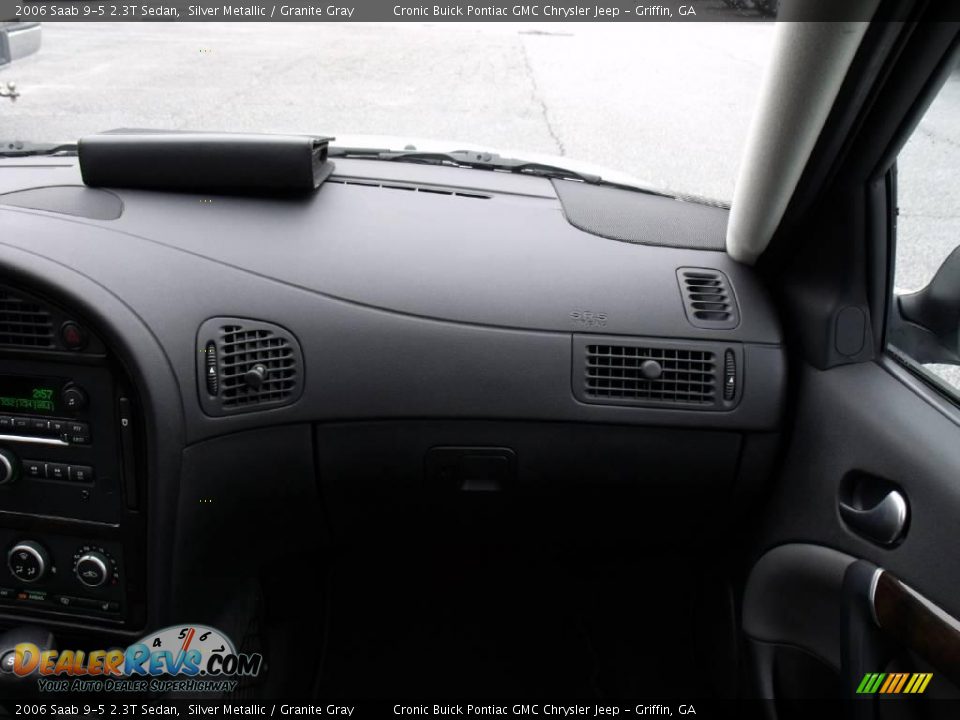 2006 Saab 9-5 2.3T Sedan Silver Metallic / Granite Gray Photo #16