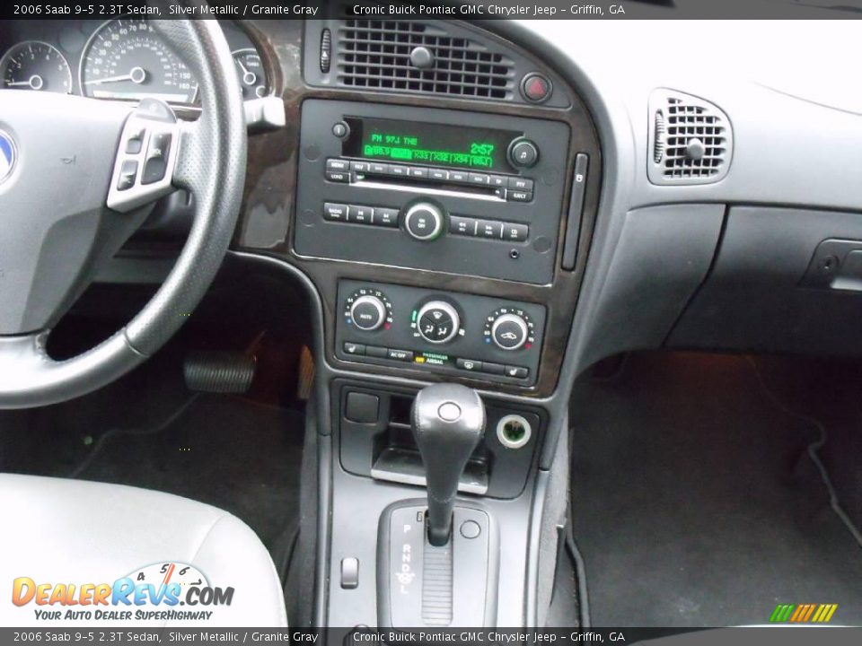 2006 Saab 9-5 2.3T Sedan Silver Metallic / Granite Gray Photo #17