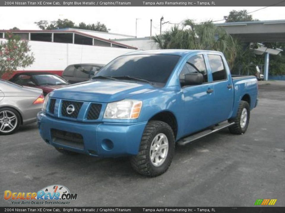 2004 Nissan Titan XE Crew Cab Bright Blue Metallic / Graphite/Titanium Photo #2