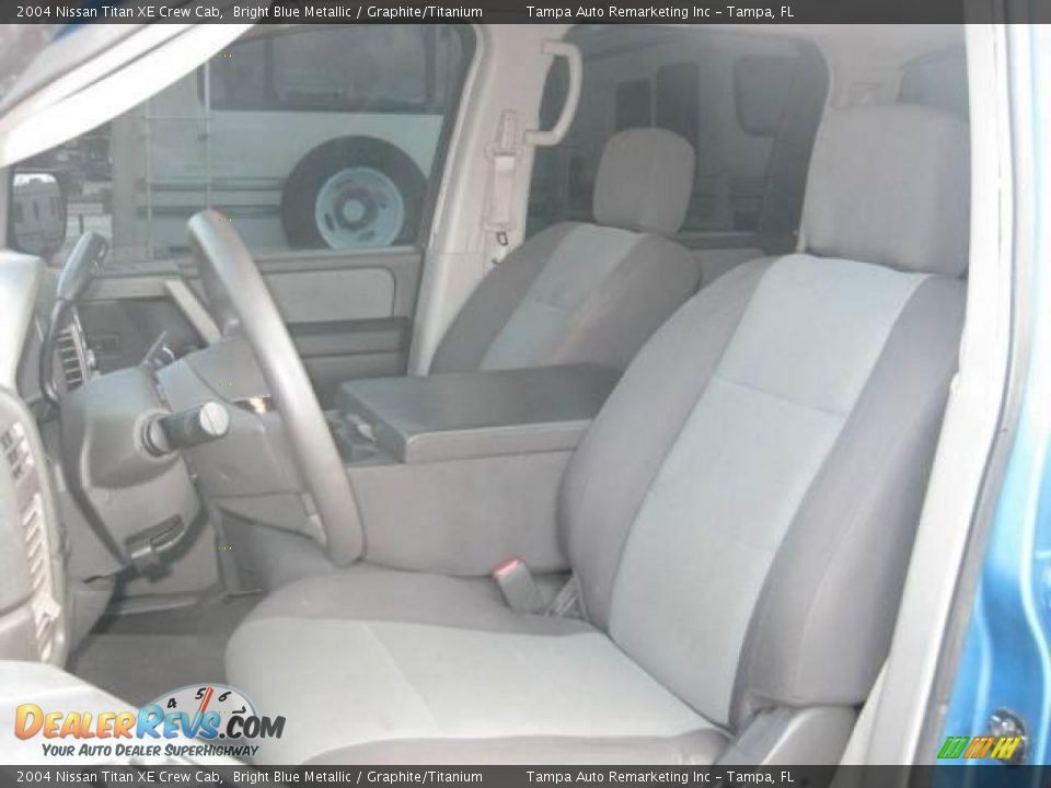 2004 Nissan Titan XE Crew Cab Bright Blue Metallic / Graphite/Titanium Photo #13