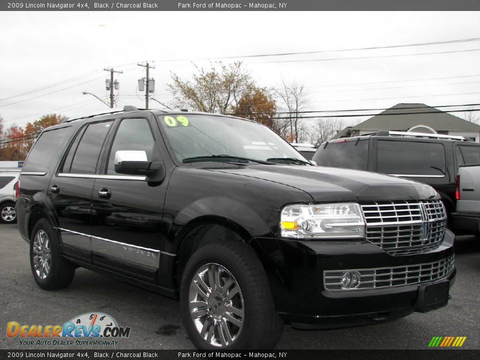 2009 Lincoln Navigator 4x4 Black / Charcoal Black Photo #1