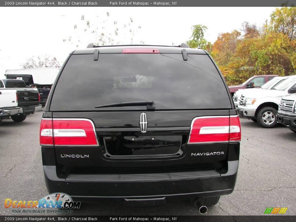 2009 Lincoln Navigator 4x4 Black / Charcoal Black Photo #6