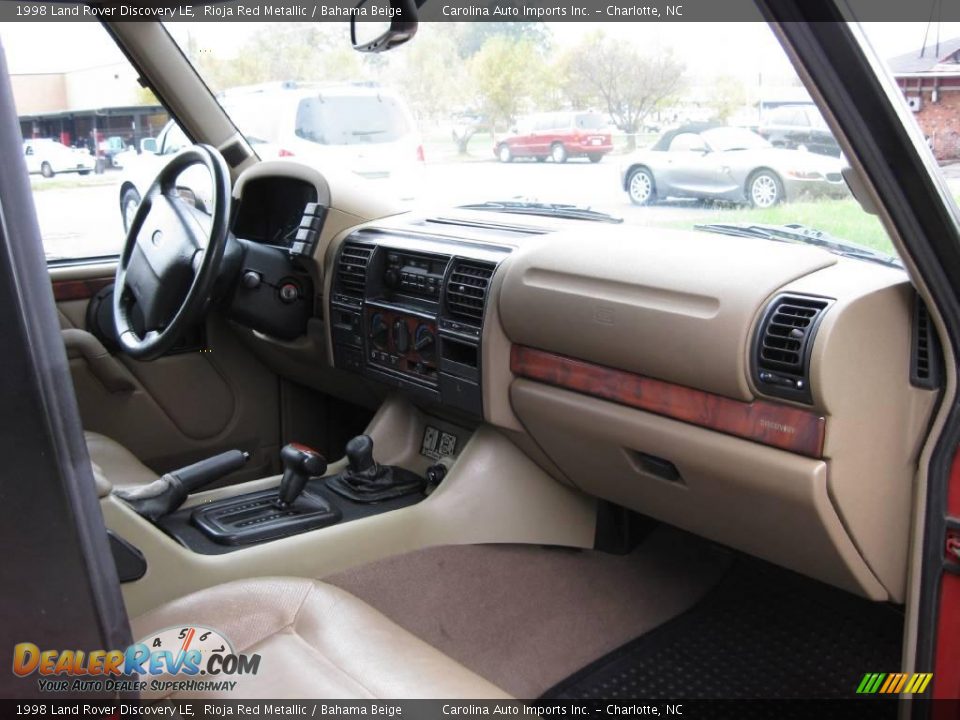 1998 Land Rover Discovery LE Rioja Red Metallic / Bahama Beige Photo #20