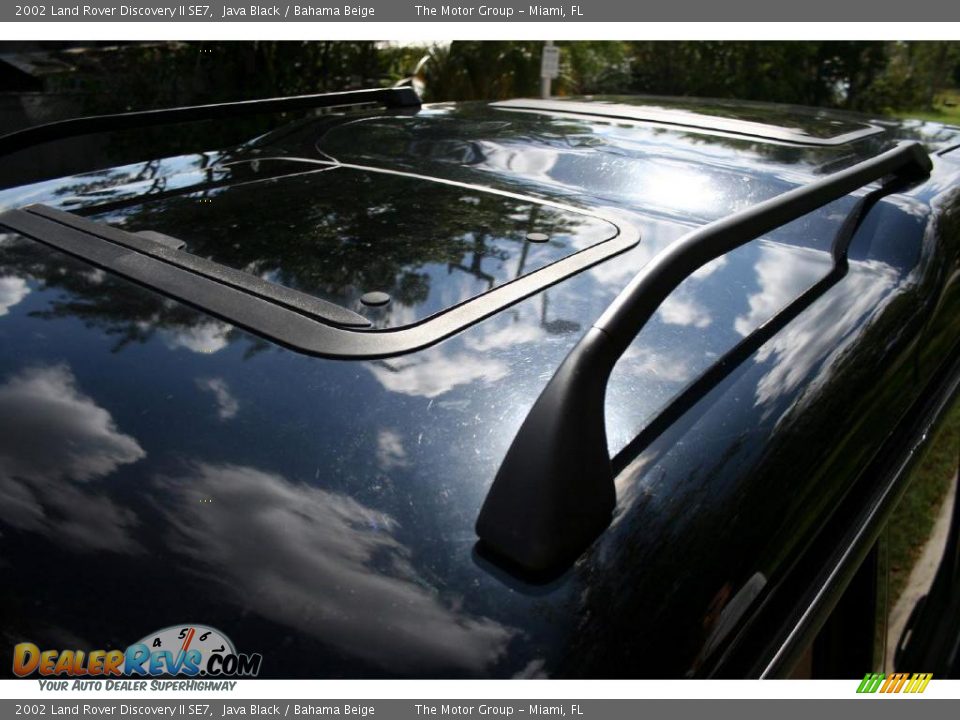 2002 Land Rover Discovery II SE7 Java Black / Bahama Beige Photo #17