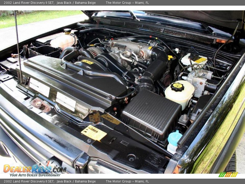 2002 Land Rover Discovery II SE7 Java Black / Bahama Beige Photo #24