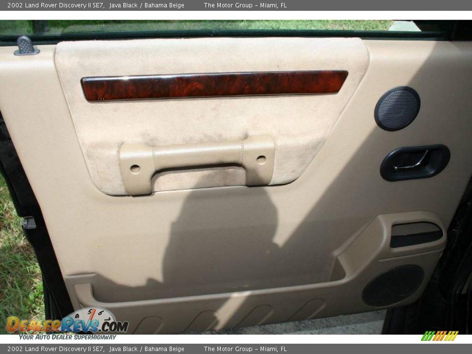 2002 Land Rover Discovery II SE7 Java Black / Bahama Beige Photo #27