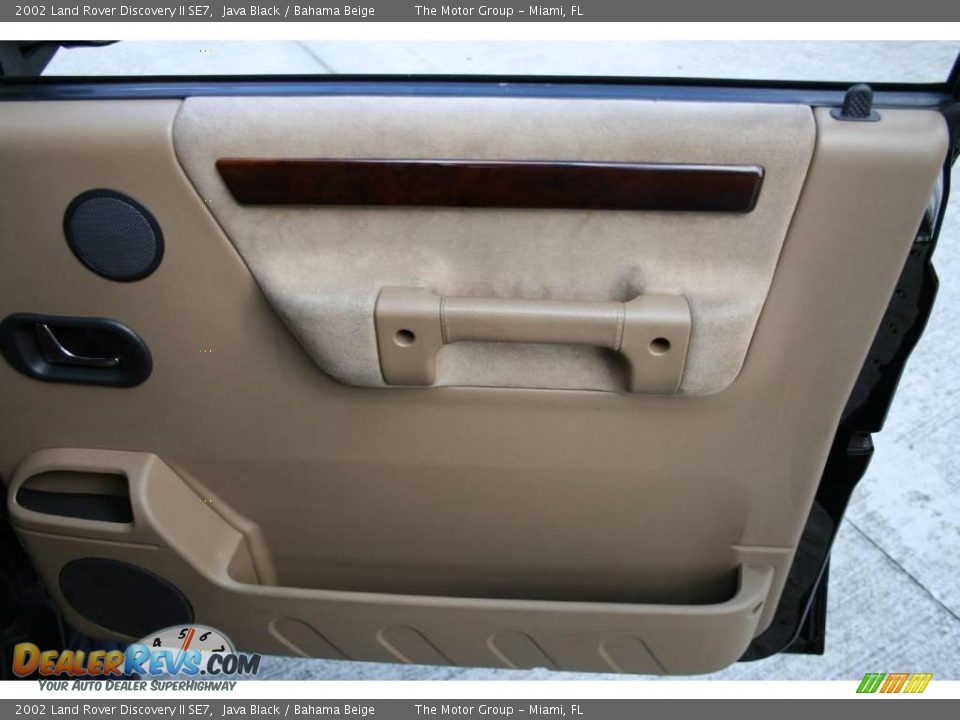 2002 Land Rover Discovery II SE7 Java Black / Bahama Beige Photo #28