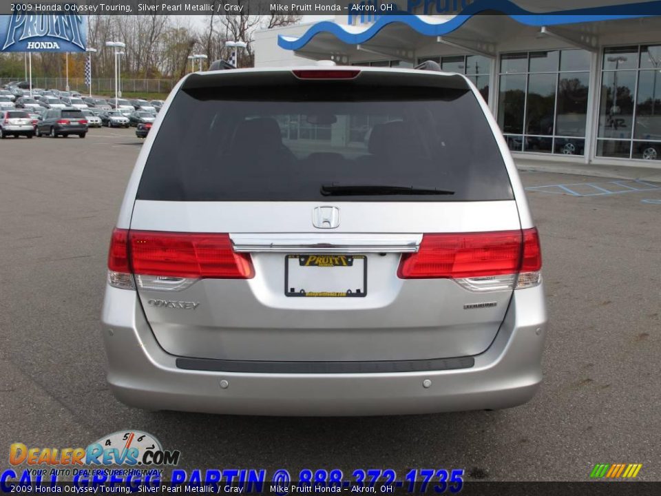2009 Honda Odyssey Touring Silver Pearl Metallic / Gray Photo #8