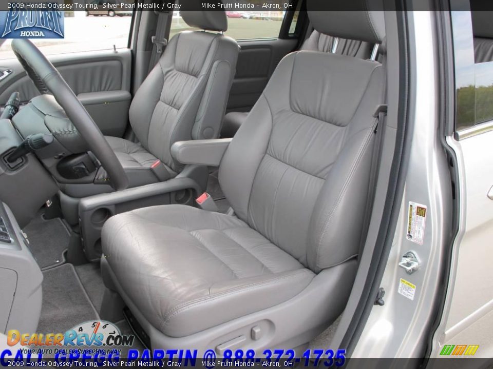 2009 Honda Odyssey Touring Silver Pearl Metallic / Gray Photo #13