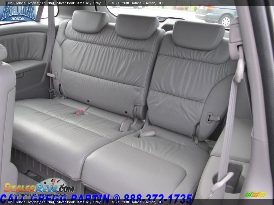 2009 Honda Odyssey Touring Silver Pearl Metallic / Gray Photo #15