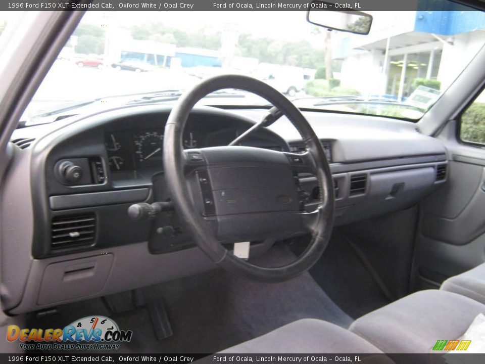 1996 Ford F150 XLT Extended Cab Oxford White / Opal Grey Photo #9