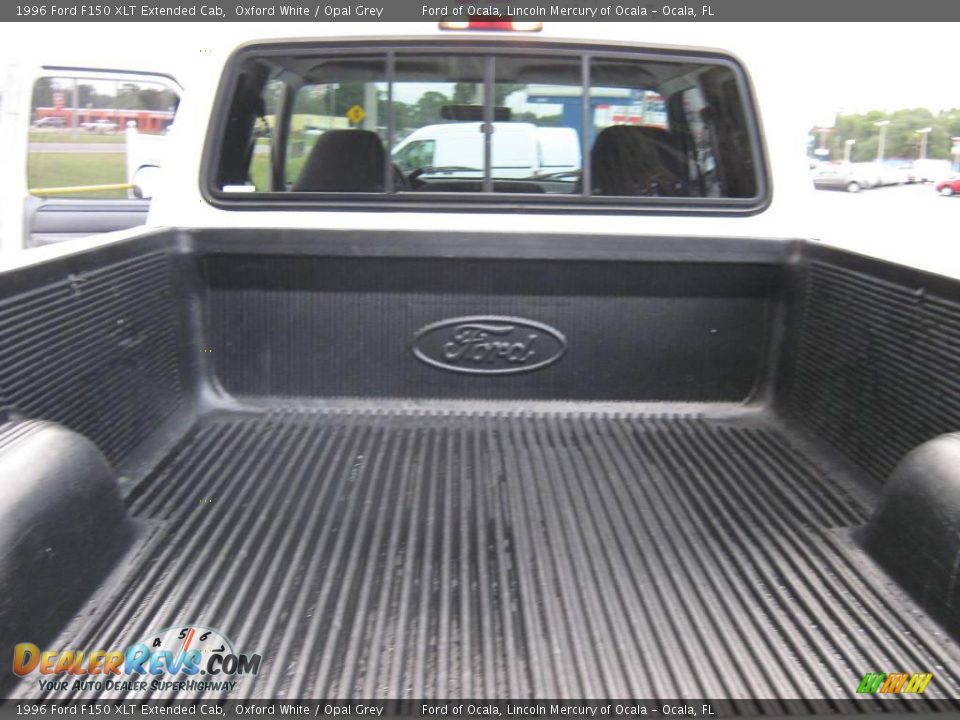 1996 Ford F150 XLT Extended Cab Oxford White / Opal Grey Photo #14
