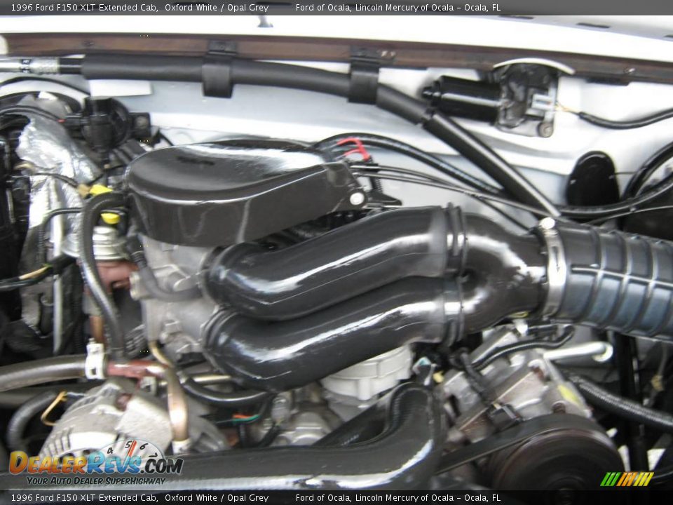1996 Ford F150 XLT Extended Cab Oxford White / Opal Grey Photo #15