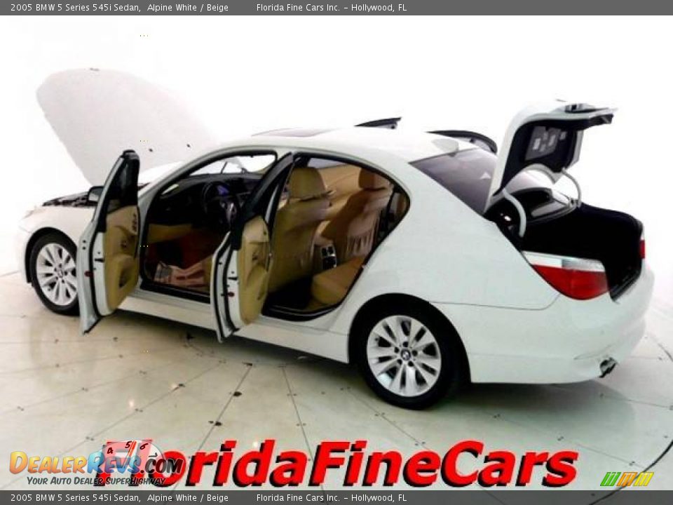 2005 BMW 5 Series 545i Sedan Alpine White / Beige Photo #8