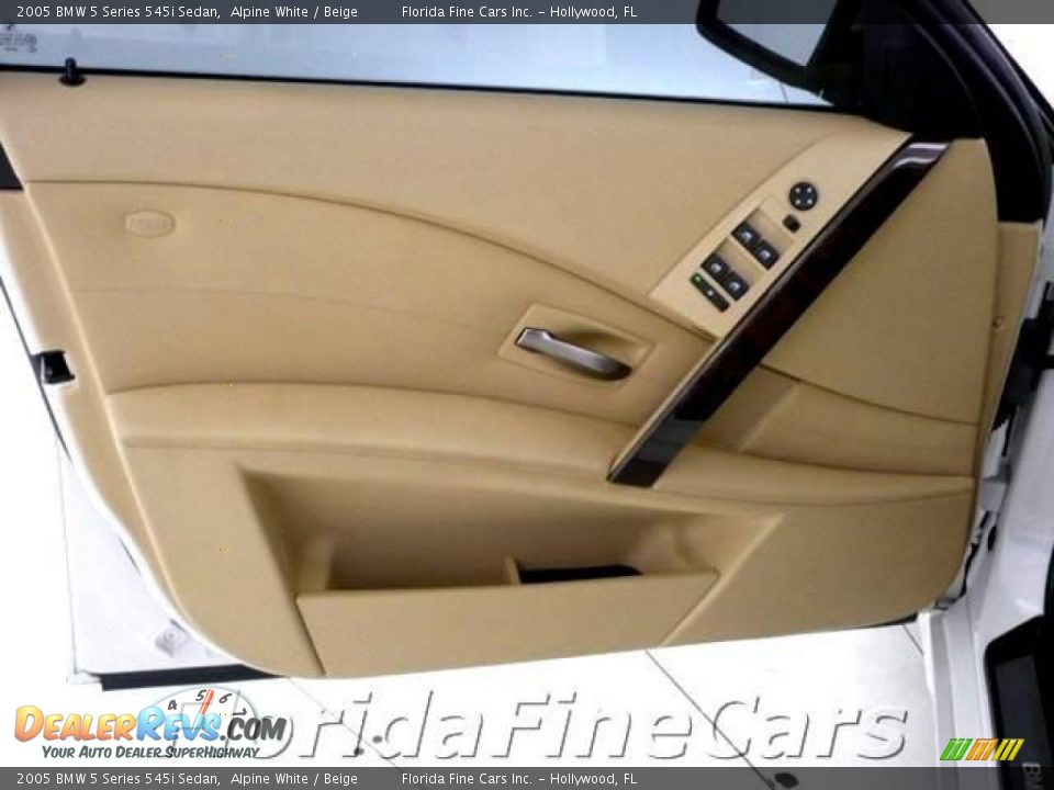2005 BMW 5 Series 545i Sedan Alpine White / Beige Photo #11