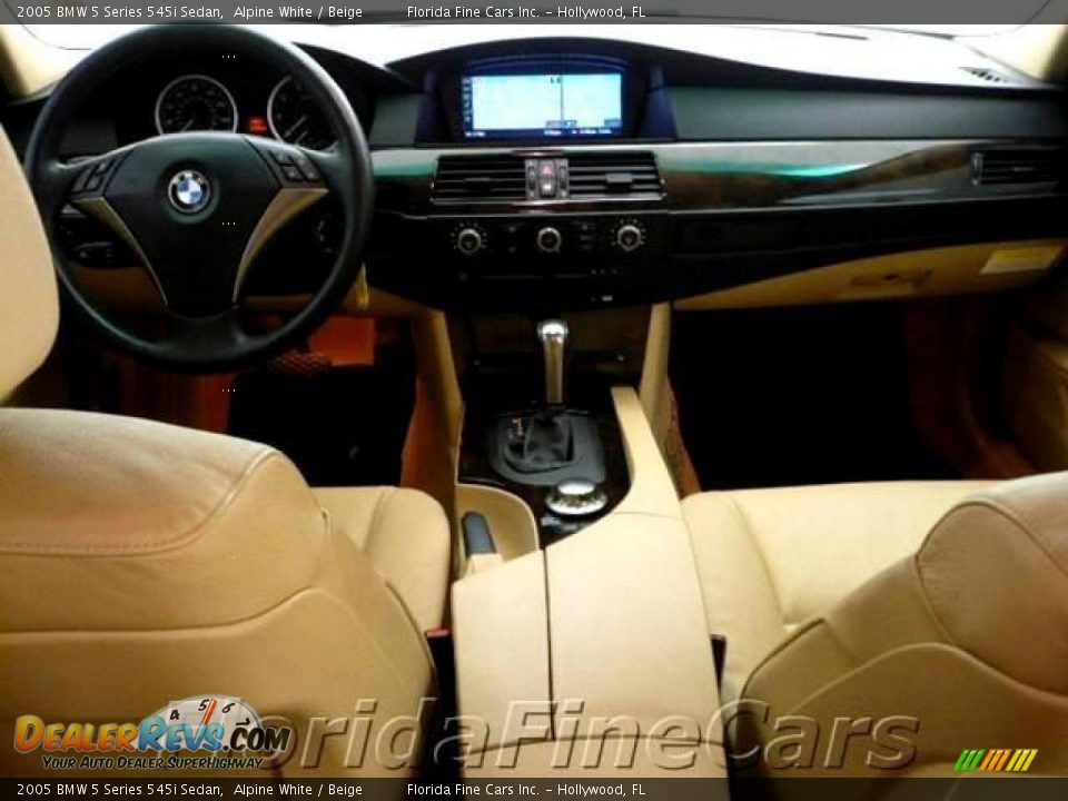 2005 BMW 5 Series 545i Sedan Alpine White / Beige Photo #15