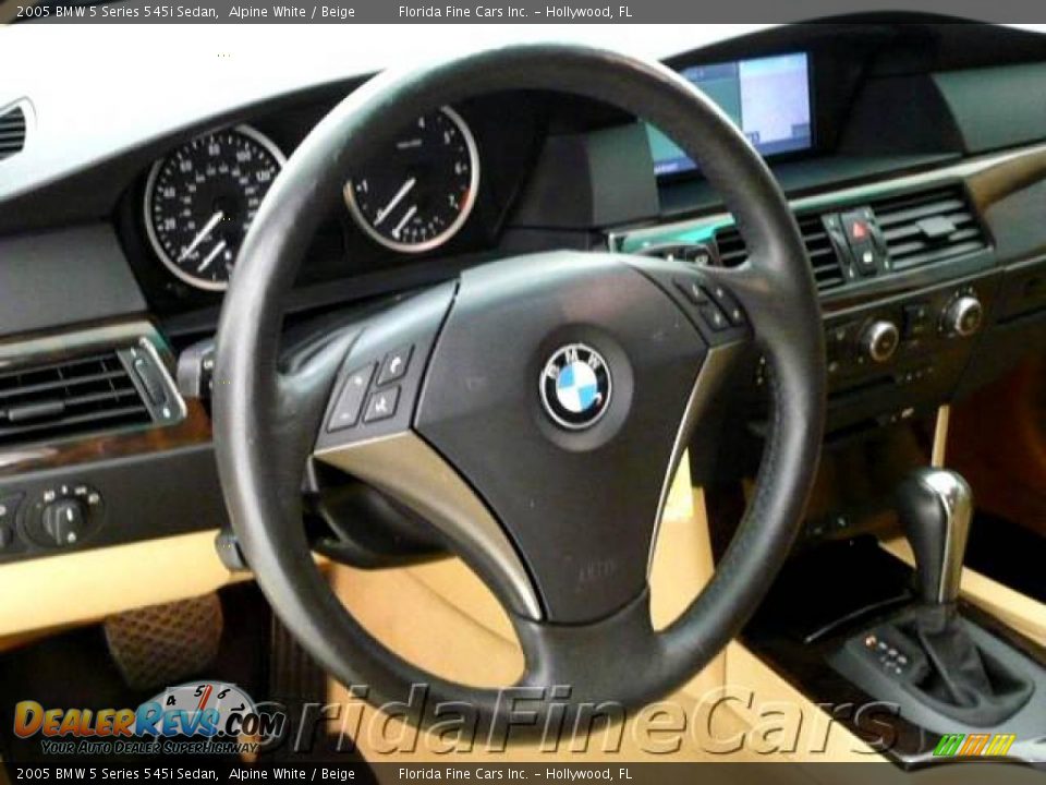 2005 BMW 5 Series 545i Sedan Alpine White / Beige Photo #16