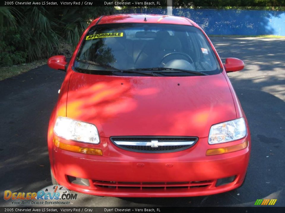 2005 Chevrolet Aveo LS Sedan Victory Red / Gray Photo #2