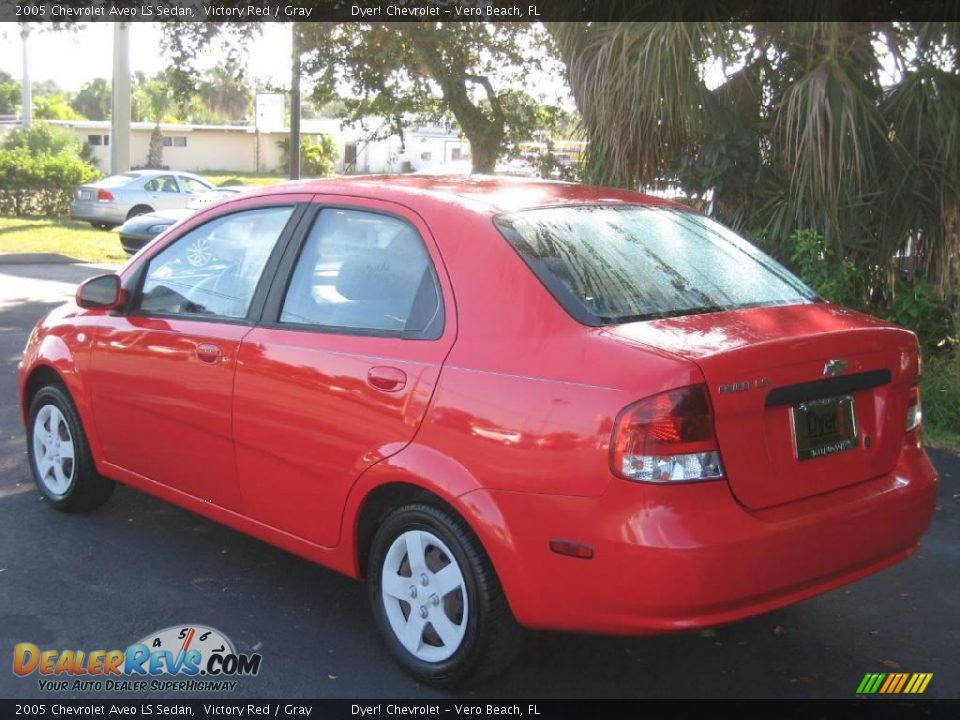 2005 Chevrolet Aveo LS Sedan Victory Red / Gray Photo #4