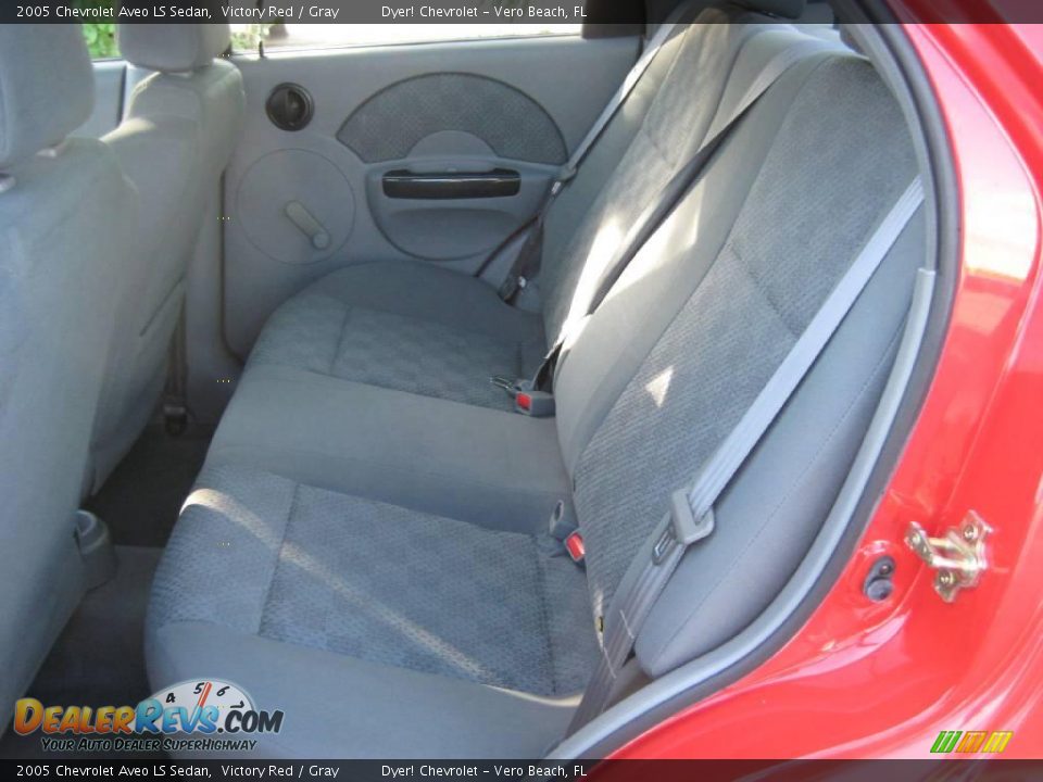 2005 Chevrolet Aveo LS Sedan Victory Red / Gray Photo #8