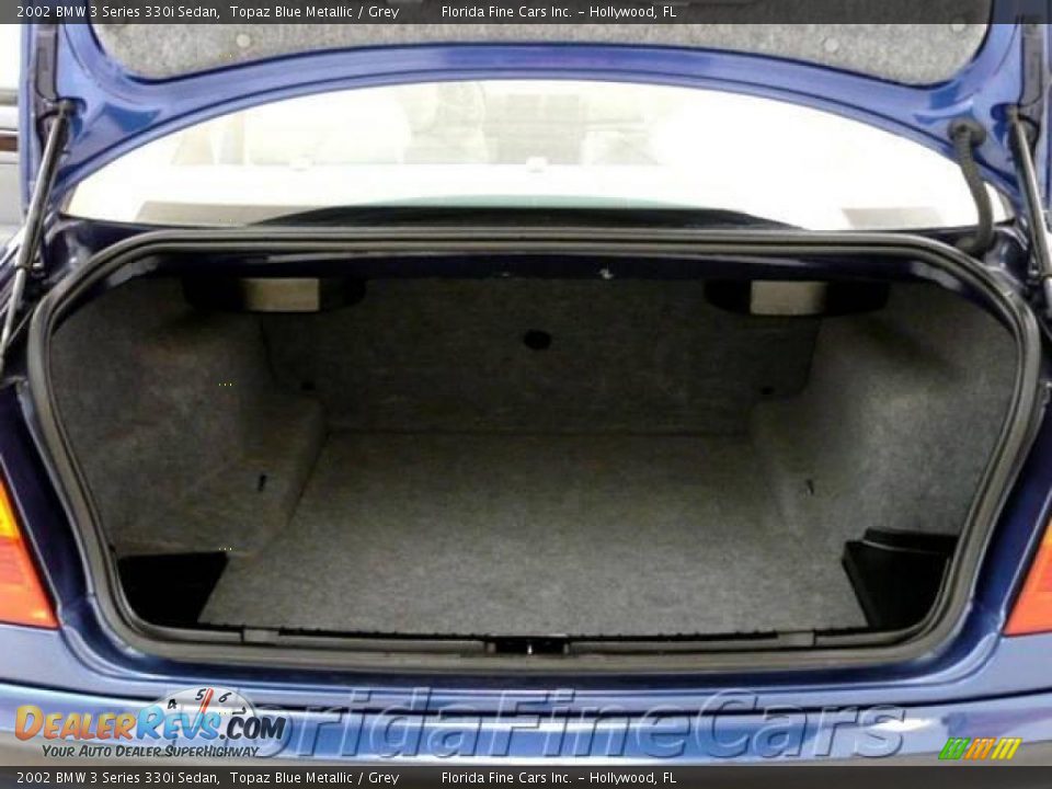 2002 BMW 3 Series 330i Sedan Topaz Blue Metallic / Grey Photo #10