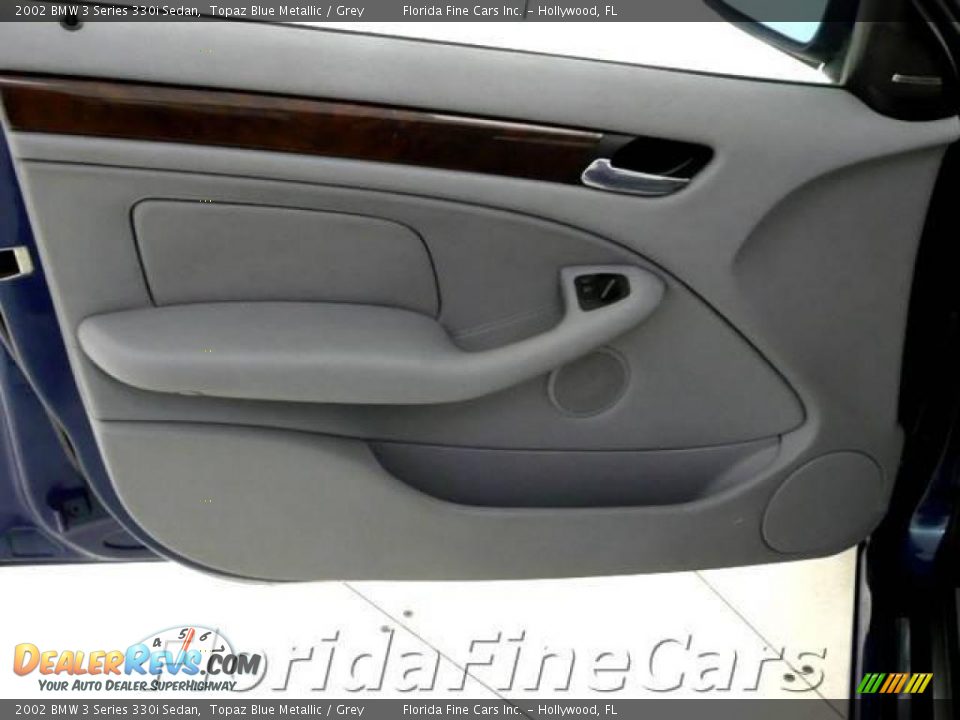 2002 BMW 3 Series 330i Sedan Topaz Blue Metallic / Grey Photo #11